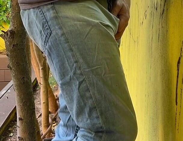 Amateur Guy Wetting His Pants Outdoors, Hiding From Friend